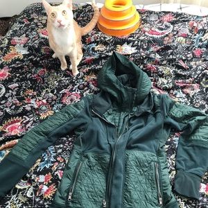 Lululemon fleecy keen duke green jacket size 10